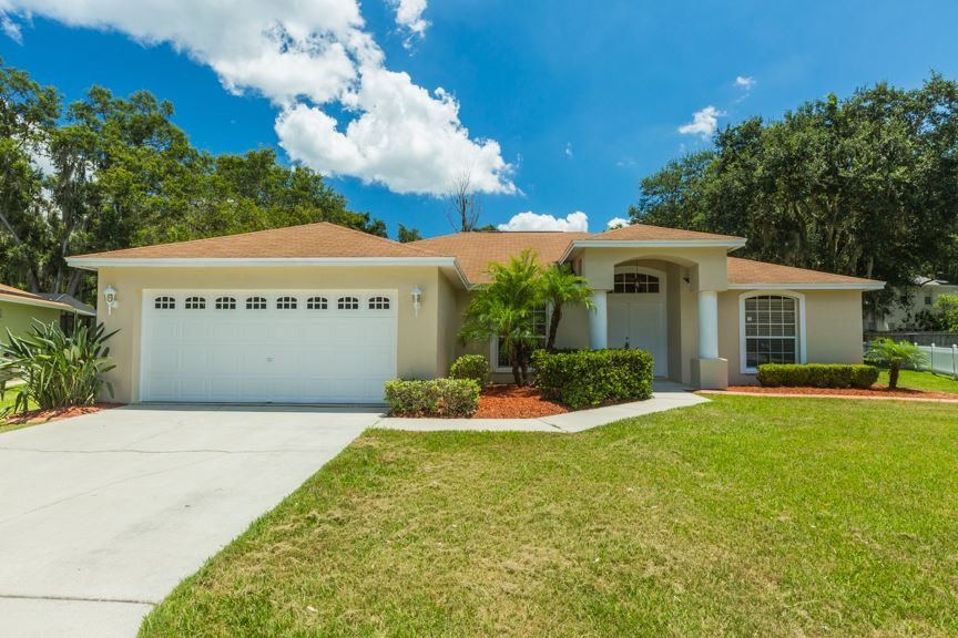 Central Florida single-family home exterior